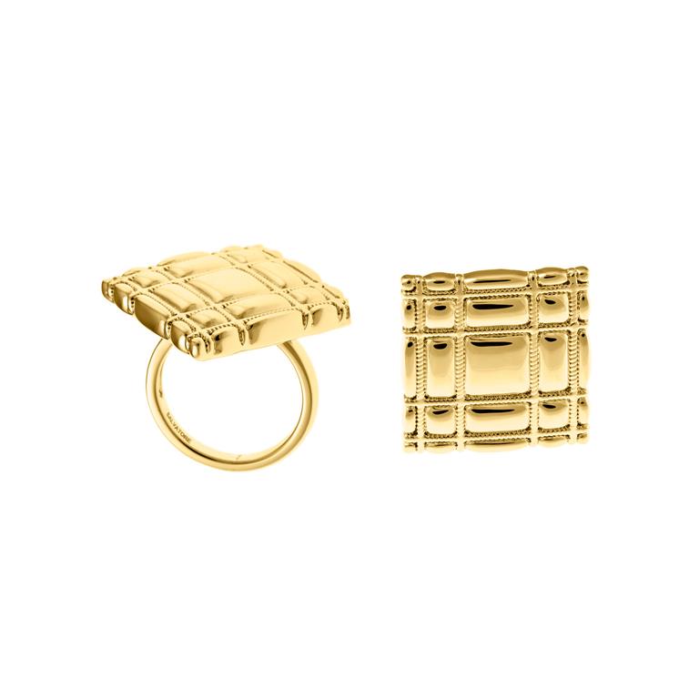 RING METAL PLATED GOLD SQUARE TARTAN