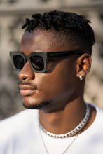 تحميل الصورة إلى عارض المعرض، Unisex Sefsan Crimpy dolphin grey frame sunglasses with smoke tinted lenses, sleek contemporary design, and comfortable fit for everyday wear model side view