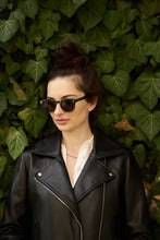 تحميل الصورة إلى عارض المعرض، Premium Sefsan Yang designer sunglasses with handcrafted acetate frame, polarized CR39 lenses, intellectual style, and comfortable unisex fit side view