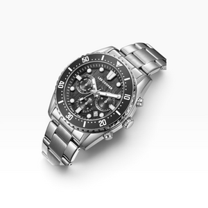 SUL EXTRAS Lee Cooper London diver watch with a black carbon-texture dial, silver stainless steel case, and bracelet.