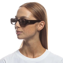 تحميل الصورة إلى عارض المعرض، UNREAL QUILTED | BLACK