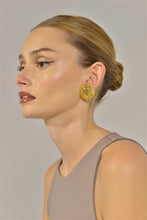 Load image into Gallery viewer, EARRING SILVER 925 PLATED GOLD CIRCLE SQUARES MADRAS
