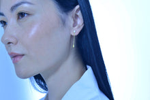 Load image into Gallery viewer, AQUERA - EARRING SILVER 925 PLATED GOLD PEARL BUTTON
