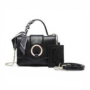 ELEGANT RING -  DETAILED BAG
