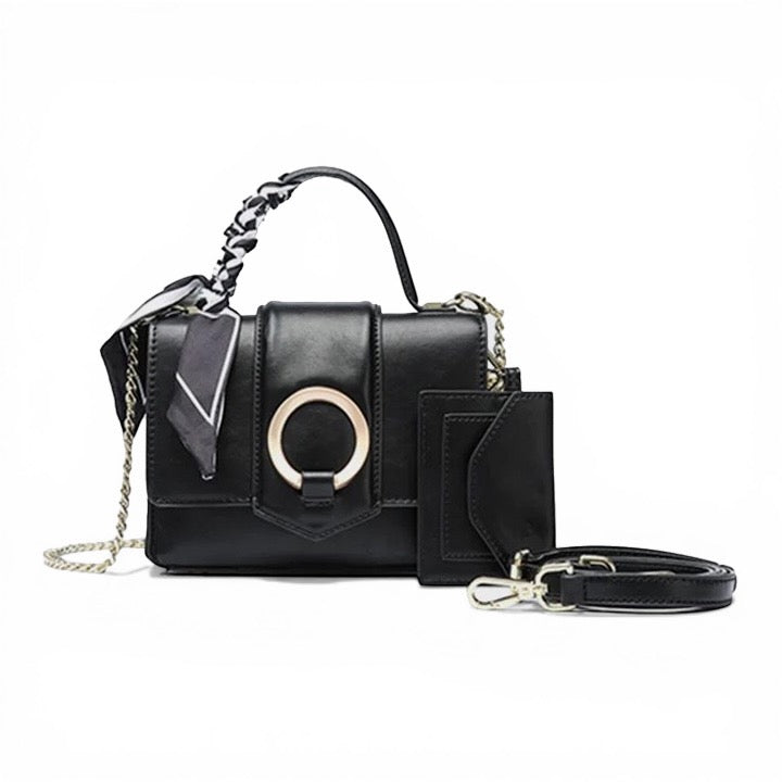 ELEGANT RING -  DETAILED BAG