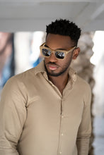 تحميل الصورة إلى عارض المعرض، Stylish Sefsan Crimpy caramel frame sunglasses with smoke lenses, lightweight construction, and trendy unisex fashion-forward style
