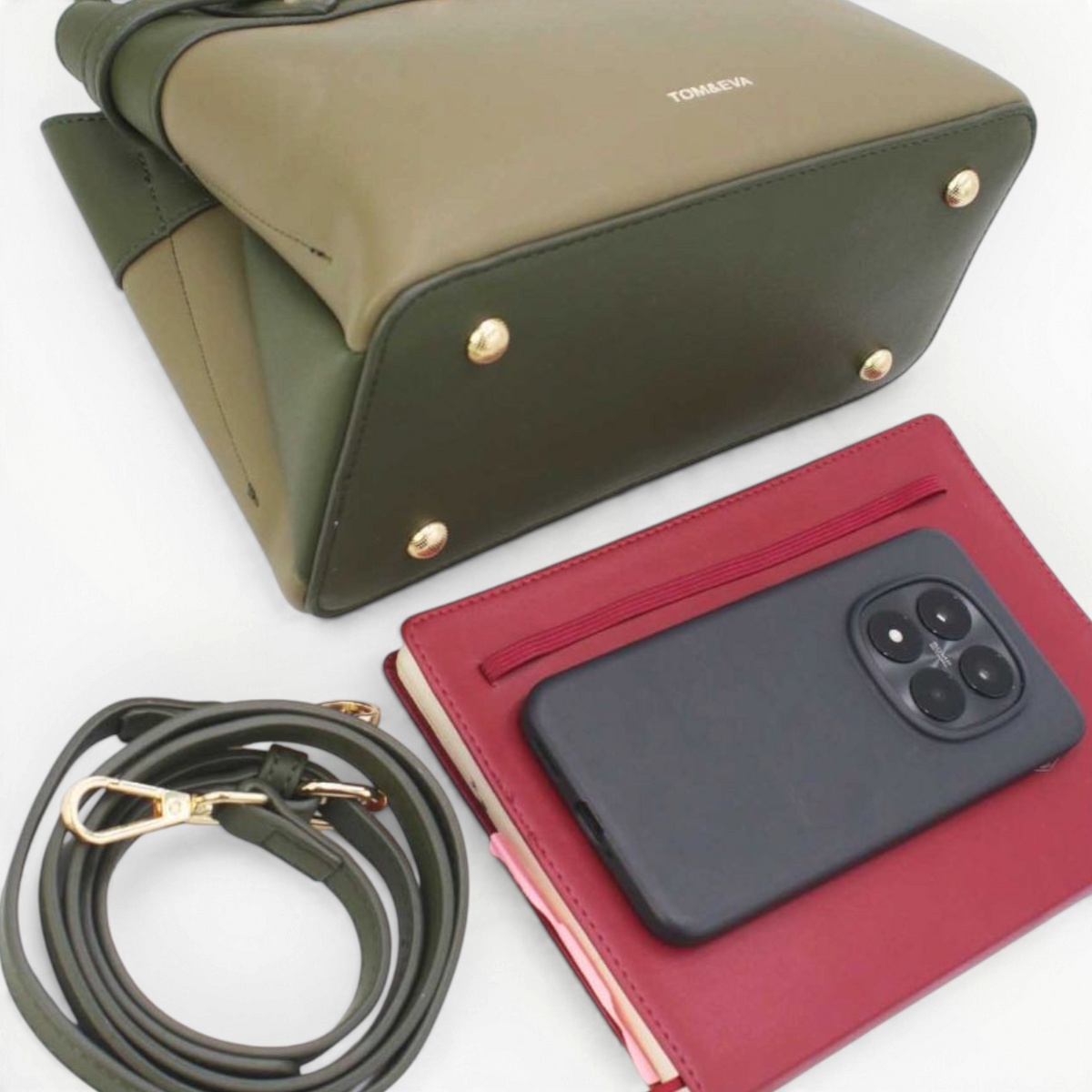 SUL EXTRAS Tom & Eva olive green structured handbag with belt detail, detachable strap, and gold-tone hardware.