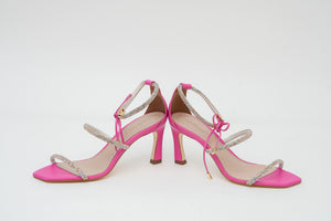 Stylish Luz Da Lua SARAA NINA heels showcasing refined leather upper, classic pointed toe, and timeless elegant high heel design front view 
