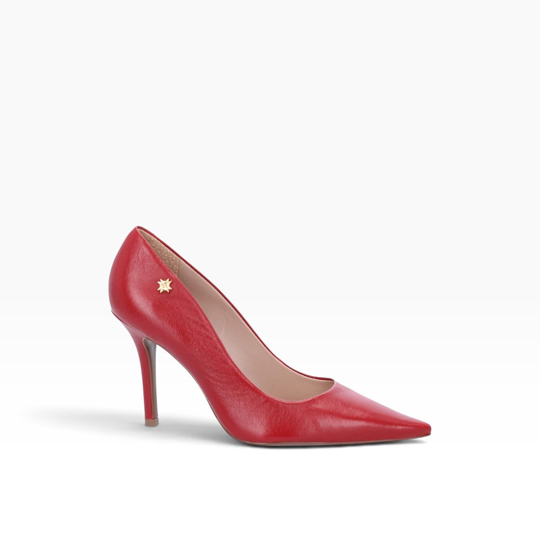 Elegant Luz Da Lua Sarra scarlet high heel shoes featuring smooth leather finish, feminine silhouette, and sophisticated formal style