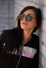 Load image into Gallery viewer, Unisex Sefsan Pukka alloy sunglasses featuring durable metal frame, UV-protected smoke lenses, and classic timeless design model view women
