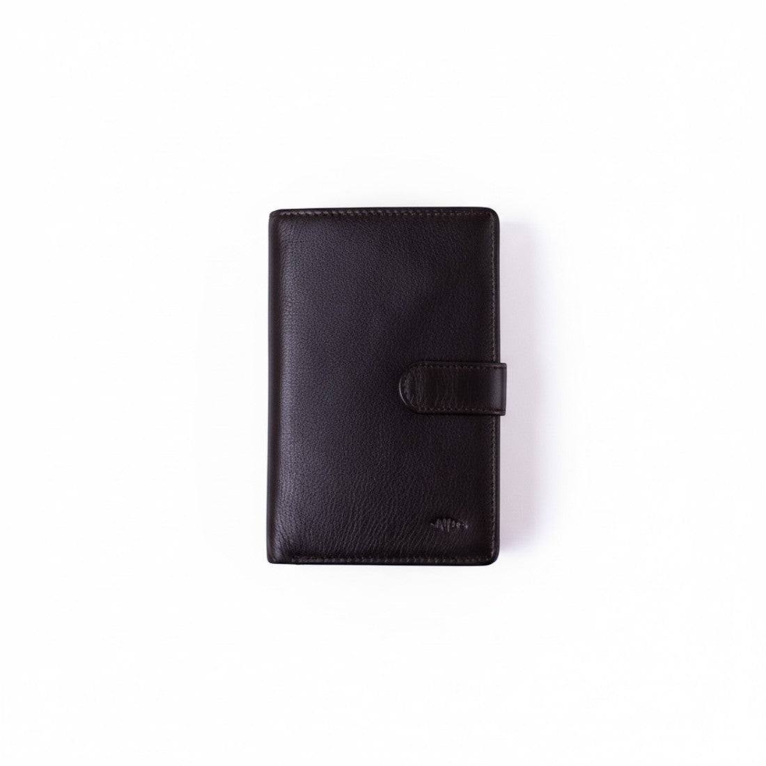 SUL EXTRAS Nuvola Pelle Byron brown leather wallet with a secure snap closure tab on a white background