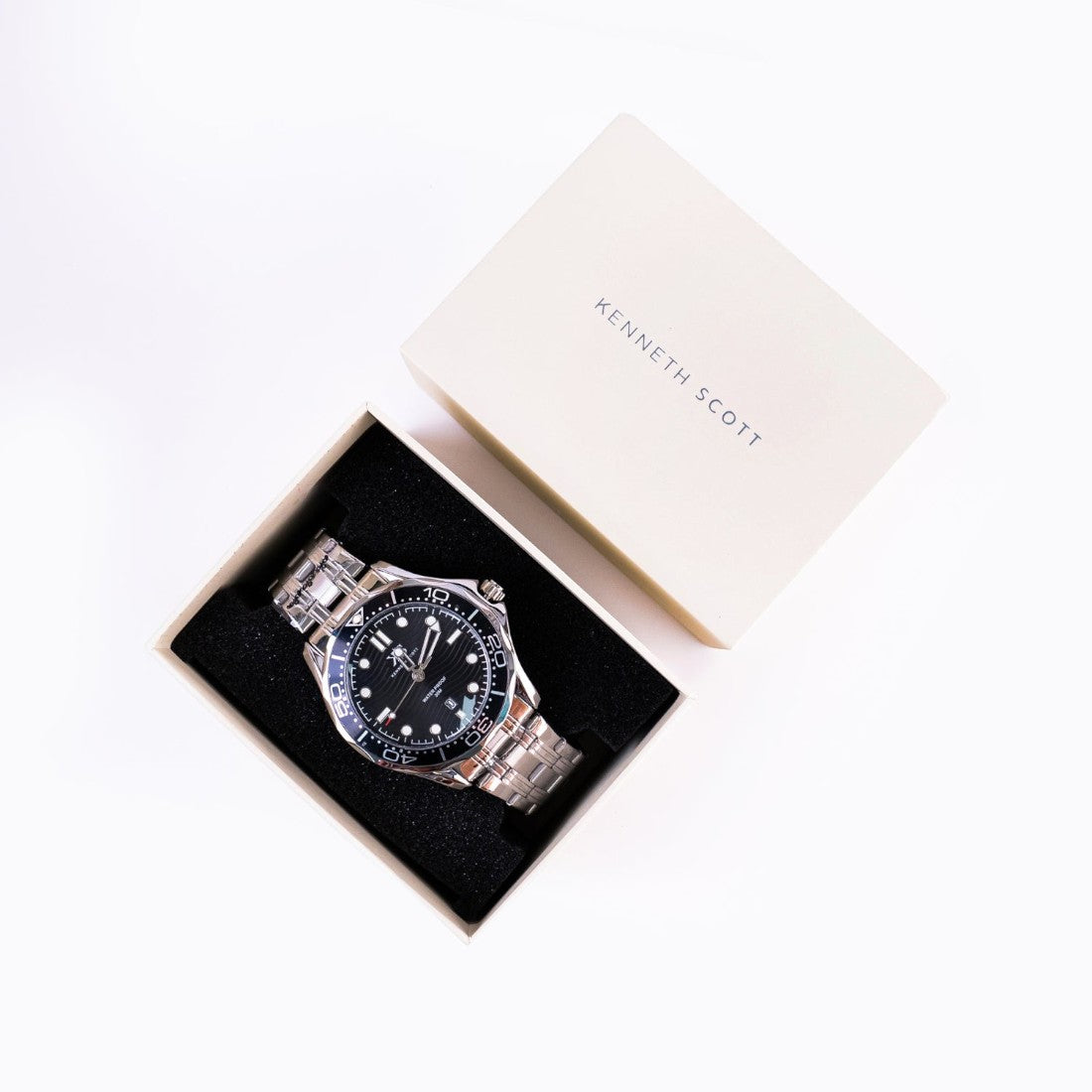 SUL EXTRAS Admiral Trio Kenneth Scott 48mm stainless steel watch with black dial in a luxury branded gift box